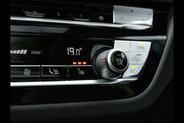 BMW X3 M40i xDrive - Pano - Trekhaak - Memory - Harman Kardon - Standkachel