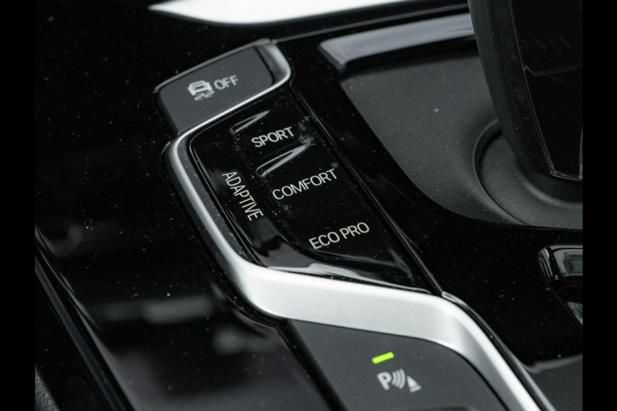 BMW X3 M40i xDrive - Pano - Trekhaak - Memory - Harman Kardon - Standkachel