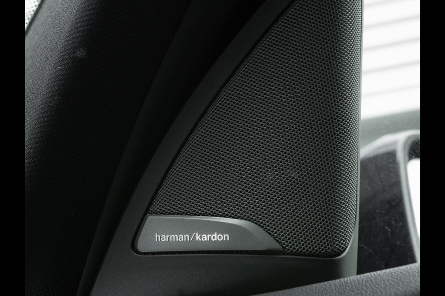 BMW X3 M40i xDrive - Pano - Trekhaak - Memory - Harman Kardon - Standkachel