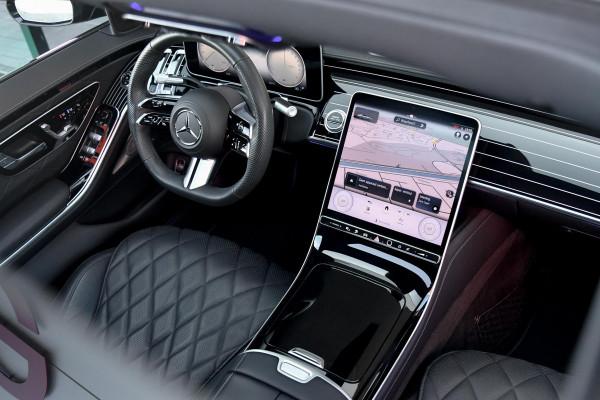 Mercedes-Benz S-Klasse 450 e AMG Line. Nappaleder, 4W sturing, Massage, Koeling, Pano, Softclose, HUD, 360, Burm, Distro+