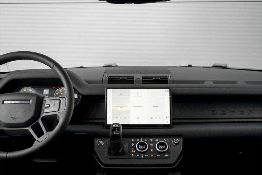 Land Rover Defender 110 2.0 P300e 110 X-Dynamic SE Pano ACC 360° Memory Seats