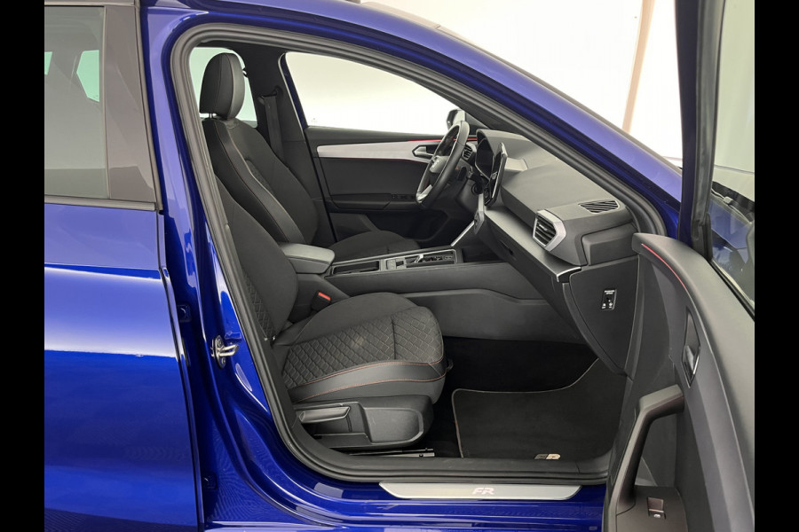 Seat Leon 2.0 TDI FR Launch Edition Aut. *PANO | 1/2LEATHER | FULL-LED | DIGI-COCKPIT | SPORT-SEATS | NAVI-FULLMAP | ECC | PDC | 17''ALU*