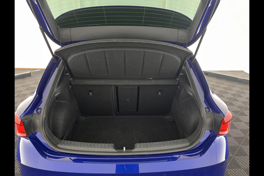 Seat Leon 2.0 TDI FR Launch Edition Aut. *PANO | 1/2LEATHER | FULL-LED | DIGI-COCKPIT | SPORT-SEATS | NAVI-FULLMAP | ECC | PDC | 17''ALU*