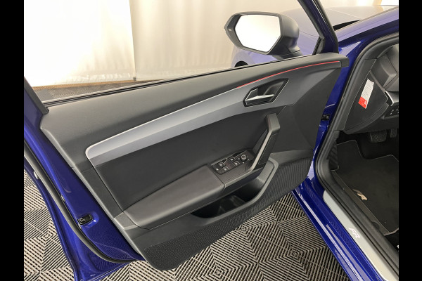 Seat Leon 2.0 TDI FR Launch Edition Aut. *PANO | 1/2LEATHER | FULL-LED | DIGI-COCKPIT | SPORT-SEATS | NAVI-FULLMAP | ECC | PDC | 17''ALU*