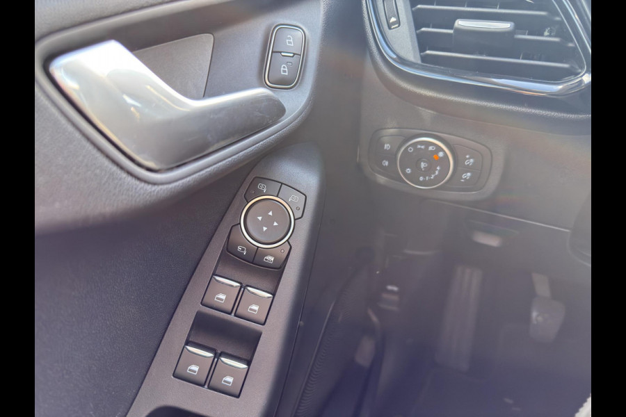 Ford Fiesta 1.1 Trend 5Drs Airco | 75PK |Stuur en Stoelverwarming | Apple / Android | Airco / Klimaatregeling |
