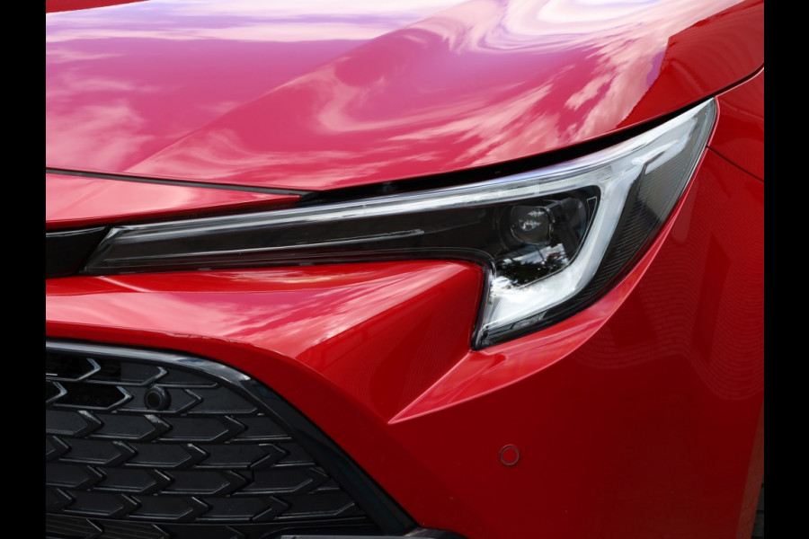 Toyota Corolla Touring Sports Hybrid 200 Dynamic | Half Leder | Stoelverwarming | Parkeersenso
