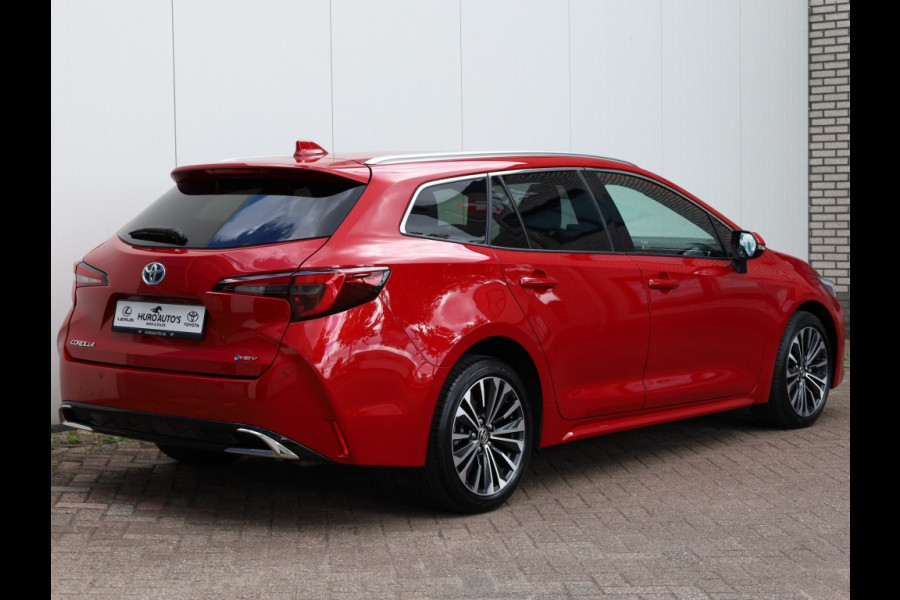 Toyota Corolla Touring Sports Hybrid 200 Dynamic | Half Leder | Stoelverwarming | Parkeersenso