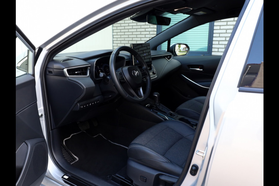 Toyota Corolla Touring Sports Hybrid 200 Dynamic | LED | Stoelverwarming | Electrische Achterk