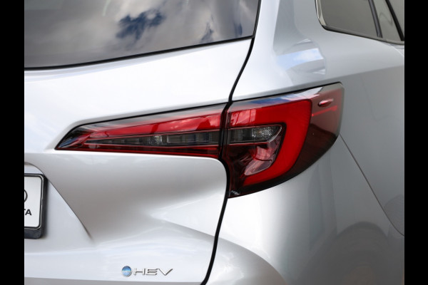 Toyota Corolla Touring Sports Hybrid 200 Dynamic | LED | Stoelverwarming | Electrische Achterk