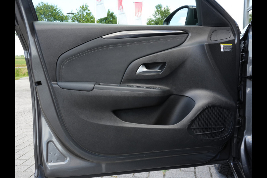 Opel CORSA-E Elegance 50 kWh | LED | Navigatie | Stoelverwarming | Clima | Android/Apple Carplay