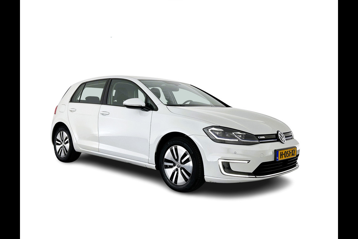 Volkswagen e-Golf (SOH-86%) Aut. *HEAT-PUMP | LUXURY-LEATHER | FULL-LED | NAVI-FULLMAP | CAMERA | HEATED-SPORTSEATS | ECC | CCS-FASTLOADER | PDC | CARPLAY | CRUISE | 16''ALU*