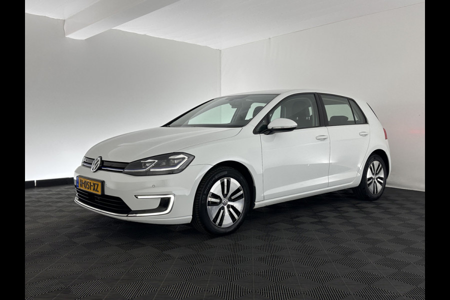 Volkswagen e-Golf (SOH-86%) Aut. *HEAT-PUMP | LUXURY-LEATHER | FULL-LED | NAVI-FULLMAP | CAMERA | HEATED-SPORTSEATS | ECC | CCS-FASTLOADER | PDC | CARPLAY | CRUISE | 16''ALU*