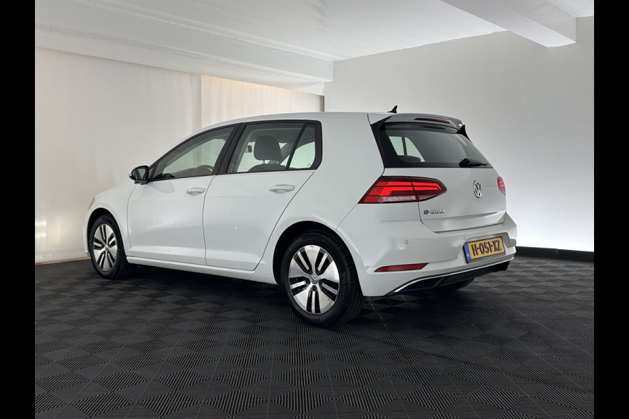 Volkswagen e-Golf (SOH-86%) Aut. *HEAT-PUMP | LUXURY-LEATHER | FULL-LED | NAVI-FULLMAP | CAMERA | HEATED-SPORTSEATS | ECC | CCS-FASTLOADER | PDC | CARPLAY | CRUISE | 16''ALU*