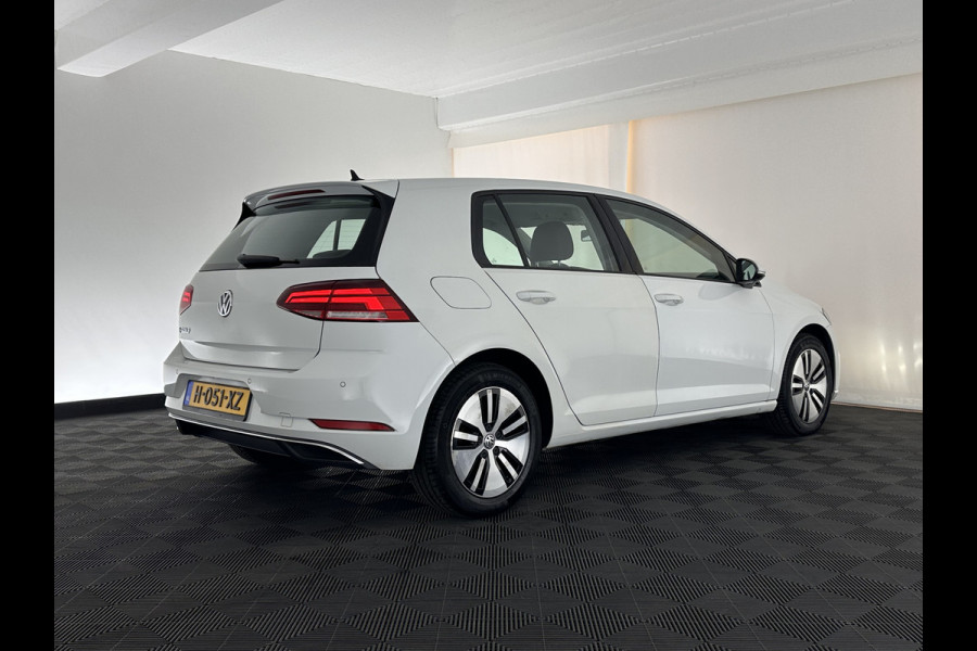 Volkswagen e-Golf (SOH-86%) Aut. *HEAT-PUMP | LUXURY-LEATHER | FULL-LED | NAVI-FULLMAP | CAMERA | HEATED-SPORTSEATS | ECC | CCS-FASTLOADER | PDC | CARPLAY | CRUISE | 16''ALU*