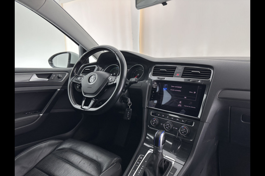 Volkswagen e-Golf (SOH-86%) Aut. *HEAT-PUMP | LUXURY-LEATHER | FULL-LED | NAVI-FULLMAP | CAMERA | HEATED-SPORTSEATS | ECC | CCS-FASTLOADER | PDC | CARPLAY | CRUISE | 16''ALU*