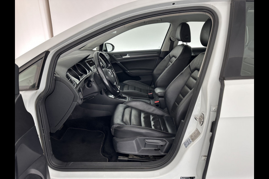 Volkswagen e-Golf (SOH-86%) Aut. *HEAT-PUMP | LUXURY-LEATHER | FULL-LED | NAVI-FULLMAP | CAMERA | HEATED-SPORTSEATS | ECC | CCS-FASTLOADER | PDC | CARPLAY | CRUISE | 16''ALU*