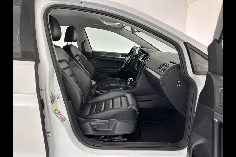 Volkswagen e-Golf (SOH-86%) Aut. *HEAT-PUMP | LUXURY-LEATHER | FULL-LED | NAVI-FULLMAP | CAMERA | HEATED-SPORTSEATS | ECC | CCS-FASTLOADER | PDC | CARPLAY | CRUISE | 16''ALU*