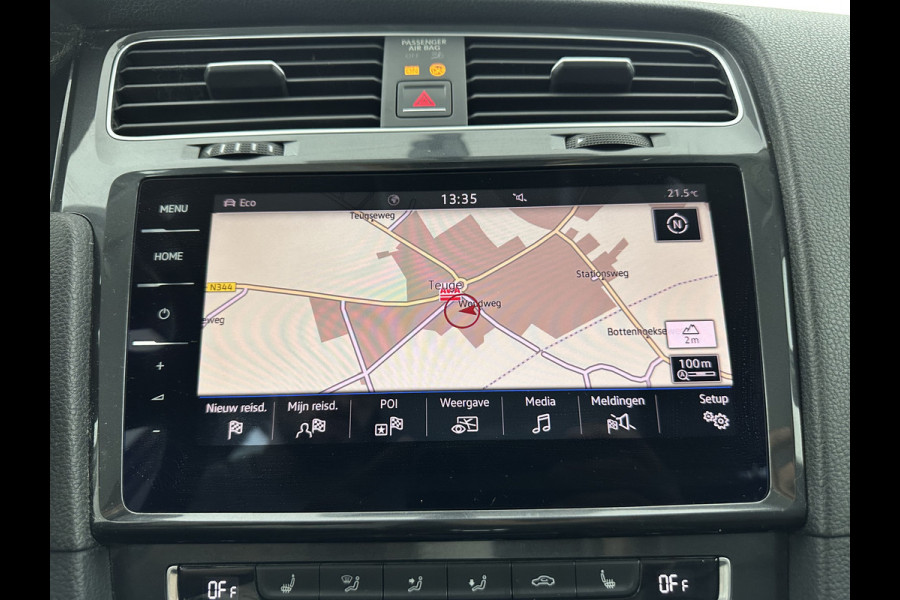 Volkswagen e-Golf (SOH-86%) Aut. *HEAT-PUMP | LUXURY-LEATHER | FULL-LED | NAVI-FULLMAP | CAMERA | HEATED-SPORTSEATS | ECC | CCS-FASTLOADER | PDC | CARPLAY | CRUISE | 16''ALU*
