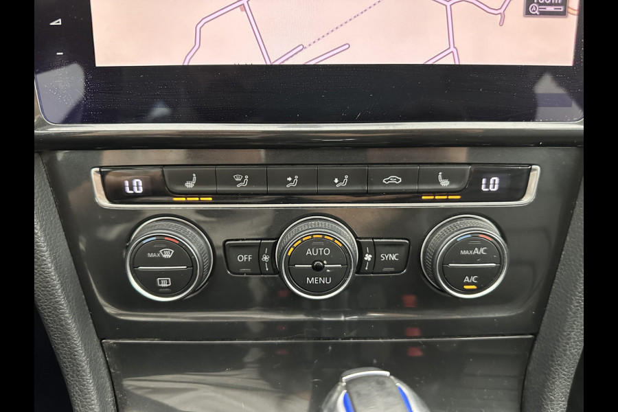 Volkswagen e-Golf (SOH-86%) Aut. *HEAT-PUMP | LUXURY-LEATHER | FULL-LED | NAVI-FULLMAP | CAMERA | HEATED-SPORTSEATS | ECC | CCS-FASTLOADER | PDC | CARPLAY | CRUISE | 16''ALU*
