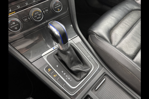 Volkswagen e-Golf (SOH-86%) Aut. *HEAT-PUMP | LUXURY-LEATHER | FULL-LED | NAVI-FULLMAP | CAMERA | HEATED-SPORTSEATS | ECC | CCS-FASTLOADER | PDC | CARPLAY | CRUISE | 16''ALU*