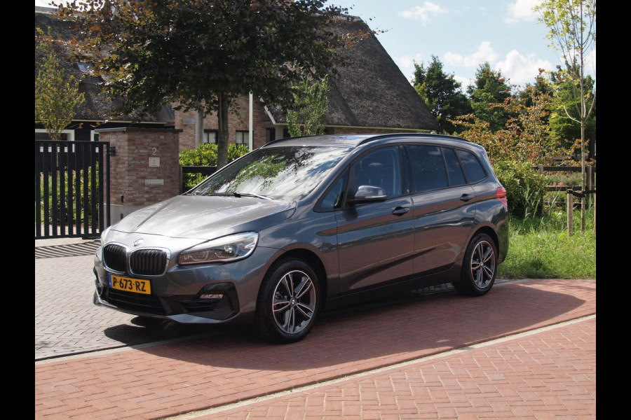 BMW 2 Serie Gran Tourer 216i 7p. High Executive | Head-up display | Trekhaak | Cruise Control | Parkeersensoren |
