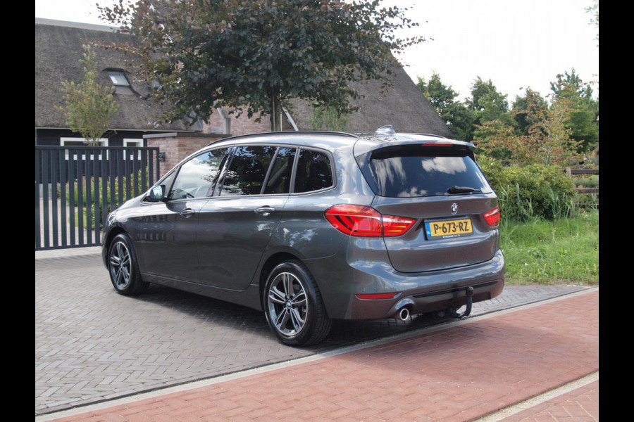 BMW 2 Serie Gran Tourer 216i 7p. High Executive | Head-up display | Trekhaak | Cruise Control | Parkeersensoren |