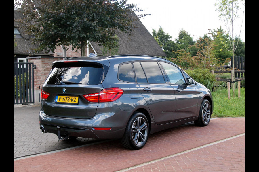 BMW 2 Serie Gran Tourer 216i 7p. High Executive | Head-up display | Trekhaak | Cruise Control | Parkeersensoren |