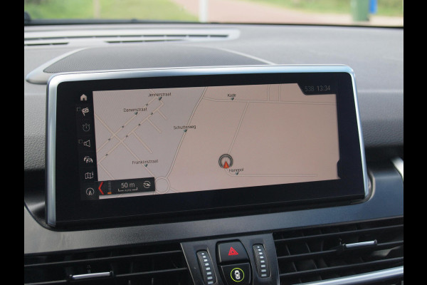BMW 2 Serie Gran Tourer 216i 7p. High Executive | Head-up display | Trekhaak | Cruise Control | Parkeersensoren |