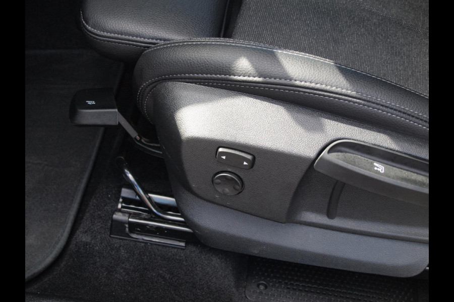 BMW 2 Serie Gran Tourer 216i 7p. High Executive | Head-up display | Trekhaak | Cruise Control | Parkeersensoren |
