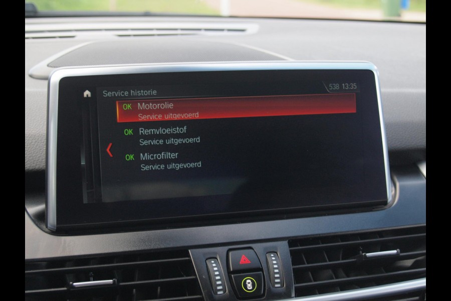 BMW 2 Serie Gran Tourer 216i 7p. High Executive | Head-up display | Trekhaak | Cruise Control | Parkeersensoren |