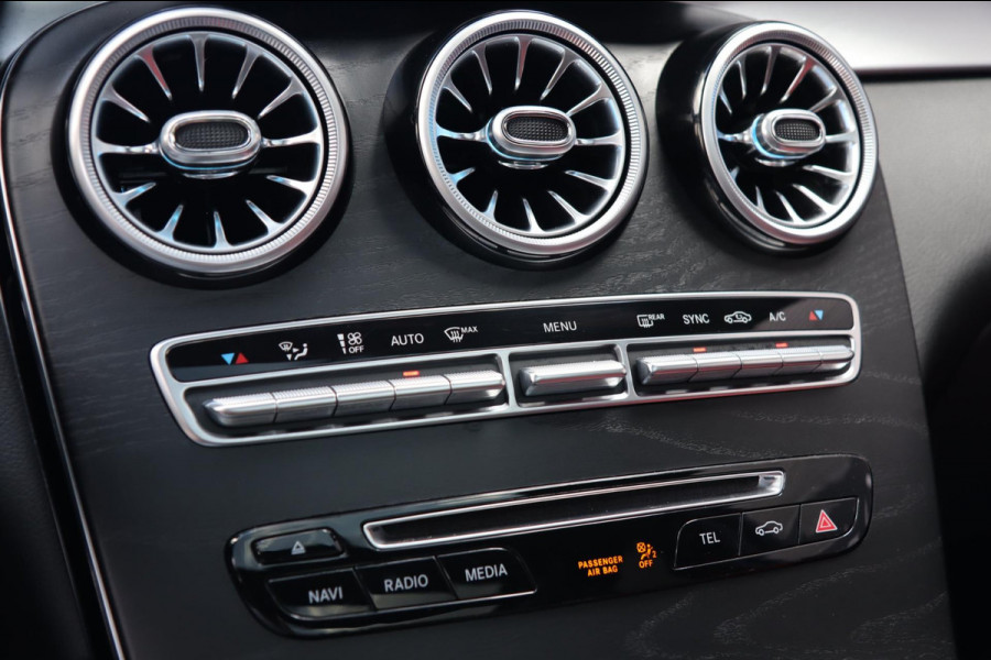Mercedes-Benz GLC AMG 63 S 4MATIC+ / CARBON KERAMISCH / MEMORY / BRUMSTER / KEYLESS / PANO / AUTOPILOT / LUCHTVERING