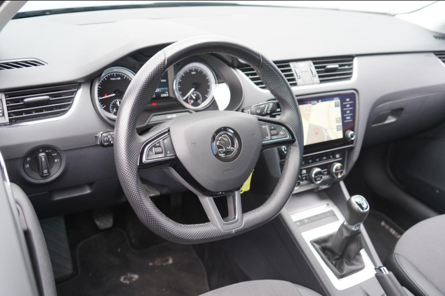 Škoda Octavia 1.0 TSI Greentech Business Edition / 1e Eigenaar / Navi / Stoelverwarming / NL-Auto!