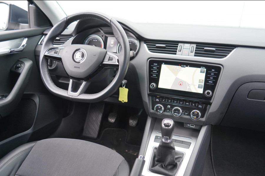 Škoda Octavia 1.0 TSI Greentech Business Edition / 1e Eigenaar / Navi / Stoelverwarming / NL-Auto!