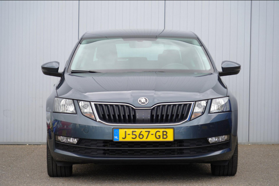 Škoda Octavia 1.0 TSI Greentech Business Edition / 1e Eigenaar / Navi / Stoelverwarming / NL-Auto!