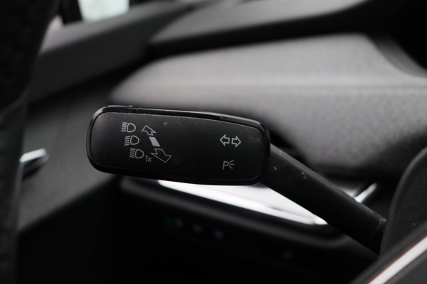 Škoda ENYAQ iV 80 GROTE ACCU Pano/dak Apple/Carplay Camera Origineel NL