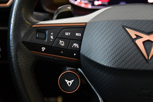 CUPRA Formentor 2.0 TSI 4DRIVE Pano/Keyless/Cam