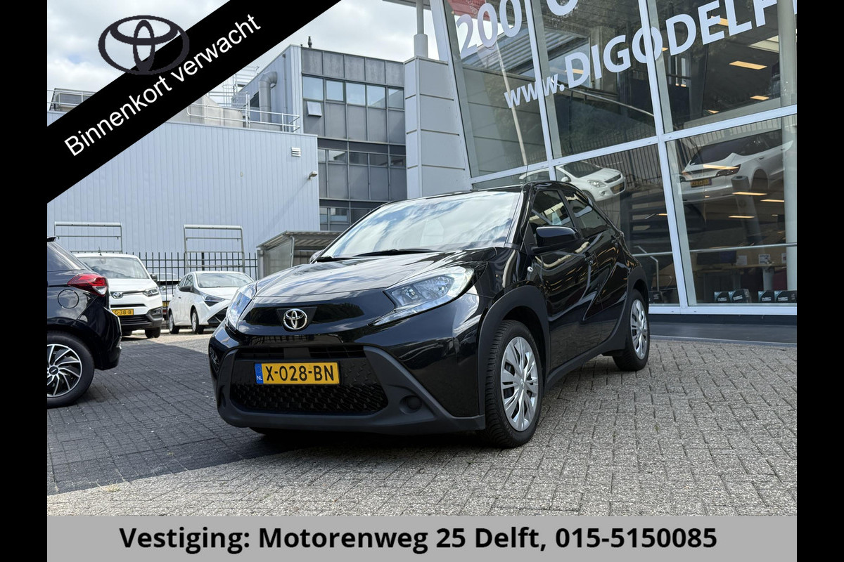 Toyota Aygo X 1.0 VVT-i Play CARPLAY NAVI GARANTIE TOT 10-2033! . ADAPTIEVE CRUISE CONTROL . ACHTERUITRIJCAMERA . Toyota Aygo X 1.0 VVT-i Play CARPLAY NAVI GARANTIE TOT 10-2033! . ADAPTIEVE CRUISE CONTROL . ACHTERUITRIJCAMERA .