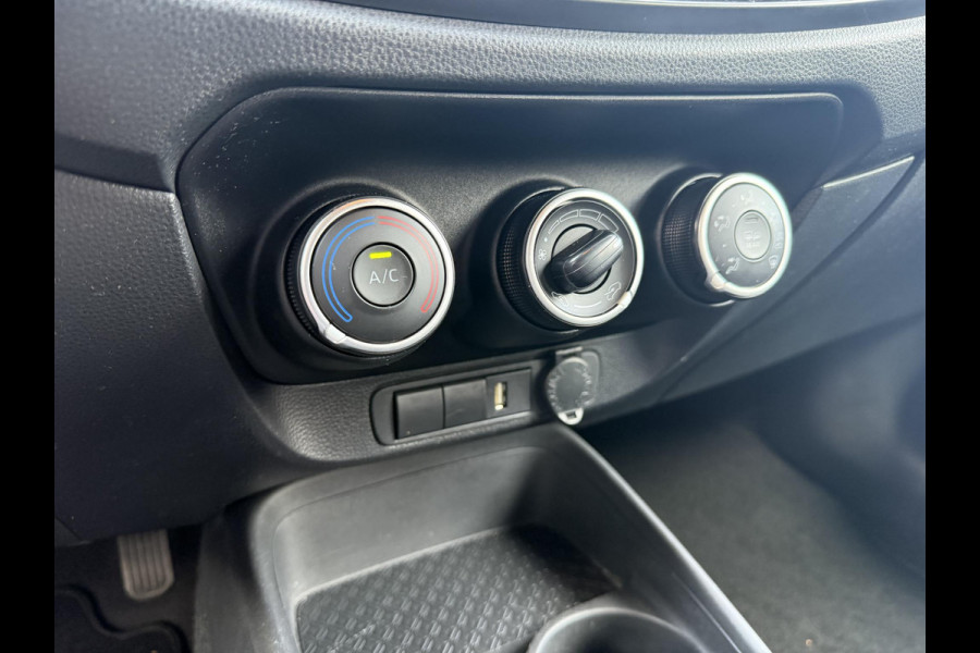 Toyota Aygo X 1.0 VVT-i Play CARPLAY NAVI GARANTIE TOT 10-2033! . ADAPTIEVE CRUISE CONTROL . ACHTERUITRIJCAMERA .