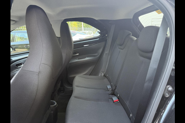 Toyota Aygo X 1.0 VVT-i Play CARPLAY NAVI GARANTIE TOT 10-2033! . ADAPTIEVE CRUISE CONTROL . ACHTERUITRIJCAMERA .