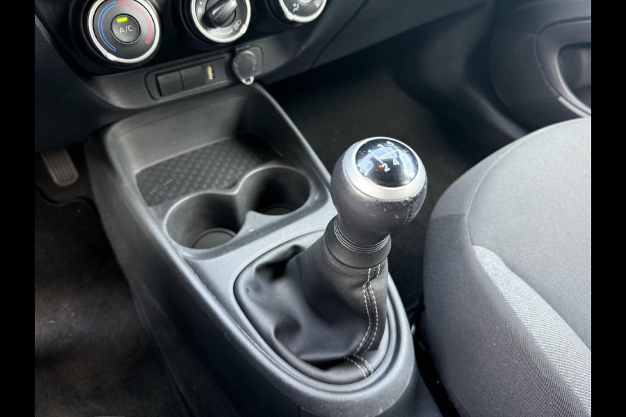 Toyota Aygo X 1.0 VVT-i Play CARPLAY NAVI GARANTIE TOT 10-2033! . ADAPTIEVE CRUISE CONTROL . ACHTERUITRIJCAMERA .