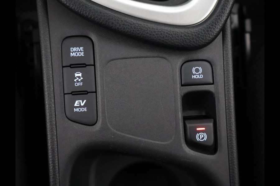 Toyota Yaris 1.5 HYBRID BI-TONE SILVERLINE AUTOMAAT CLOUD NAVI APPLE & ANDROID.CAMERA.TOYOTA GARANTIE TOT 2031 !!