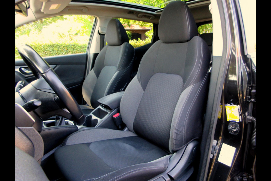 Nissan QASHQAI 1.2 N-Connecta*Navi*Camera*Pano.dak*