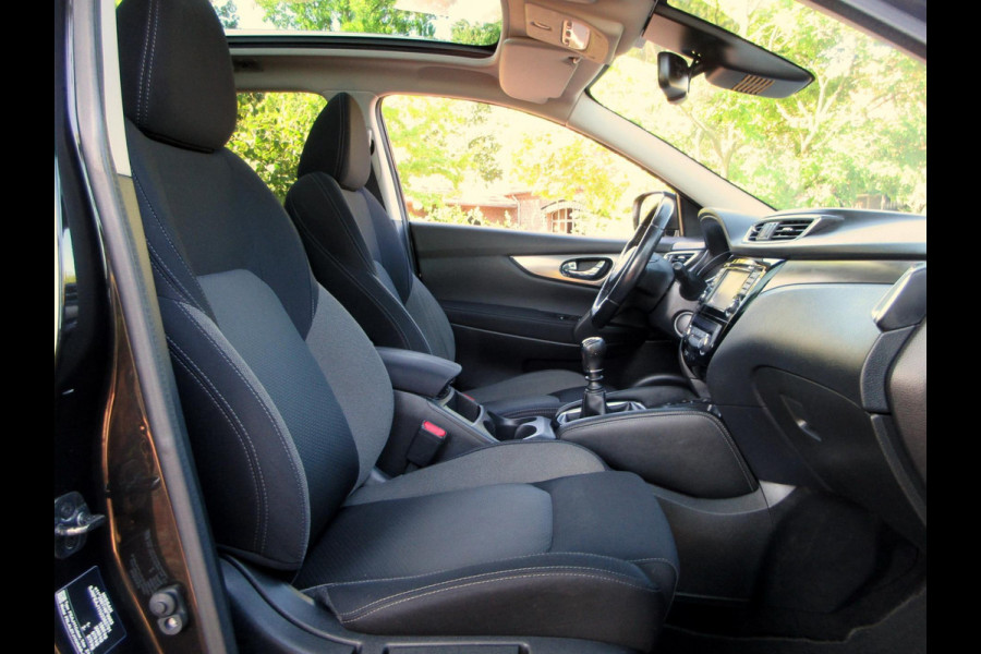 Nissan QASHQAI 1.2 N-Connecta*Navi*Camera*Pano.dak*