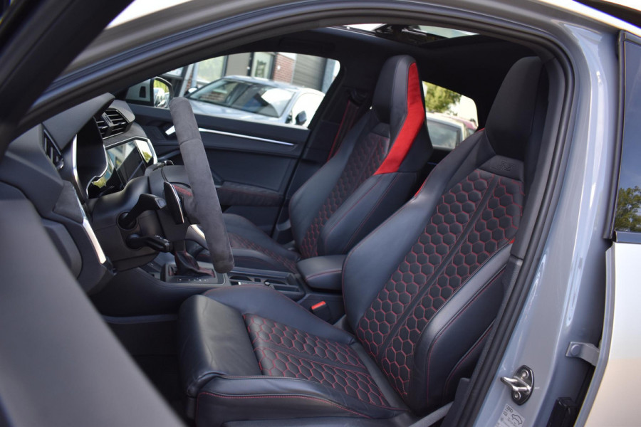 Audi Q3 Sportback TFSI RS RSQ3 Pano Lane 360C Sonos Elek.st Leder