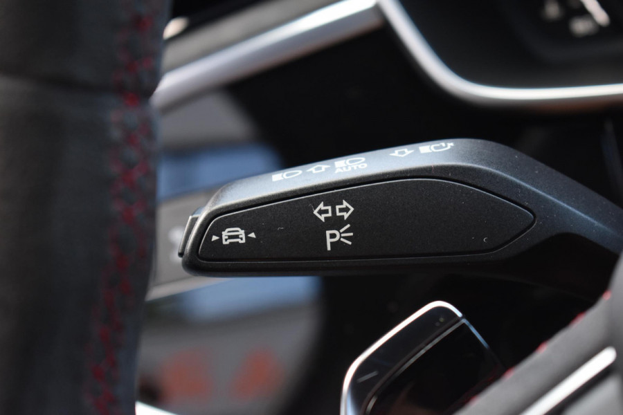 Audi Q3 Sportback TFSI RS RSQ3 Pano Lane 360C Sonos Elek.st Leder