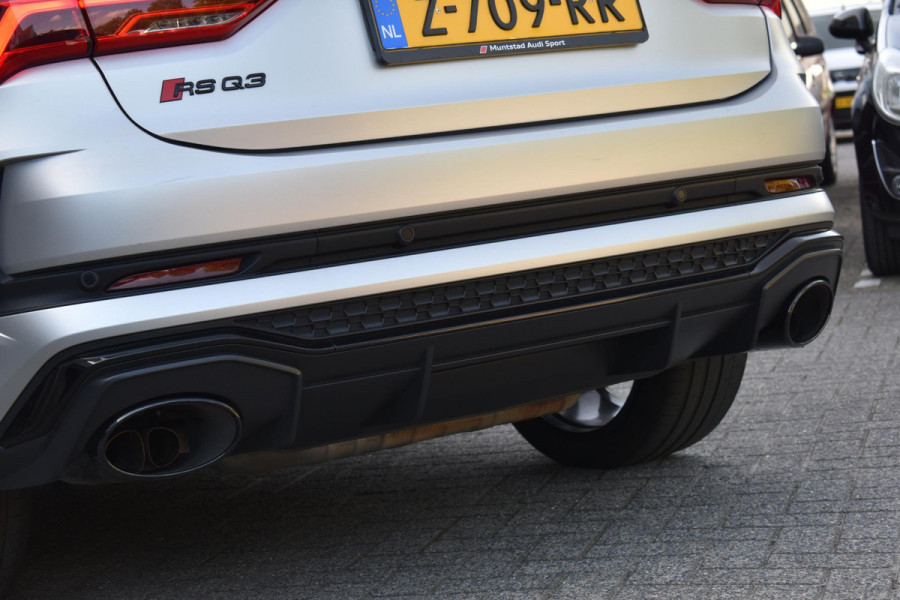 Audi Q3 Sportback TFSI RS RSQ3 Pano Lane 360C Sonos Elek.st Leder