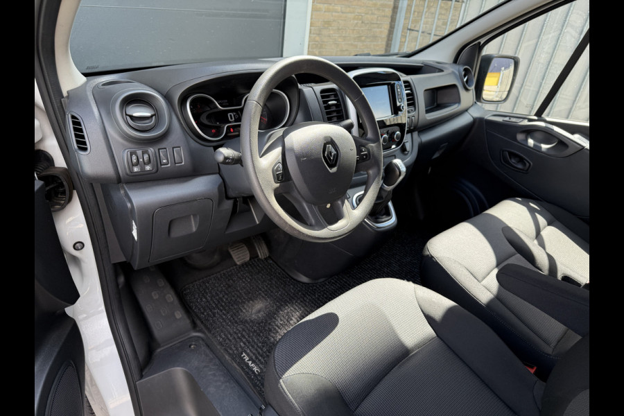 Renault Trafic 2.0 dCi 145PK EURO 6 T29 L2H1 Comfort AUTOMAAT/trekhaak/cruise control/ carplay