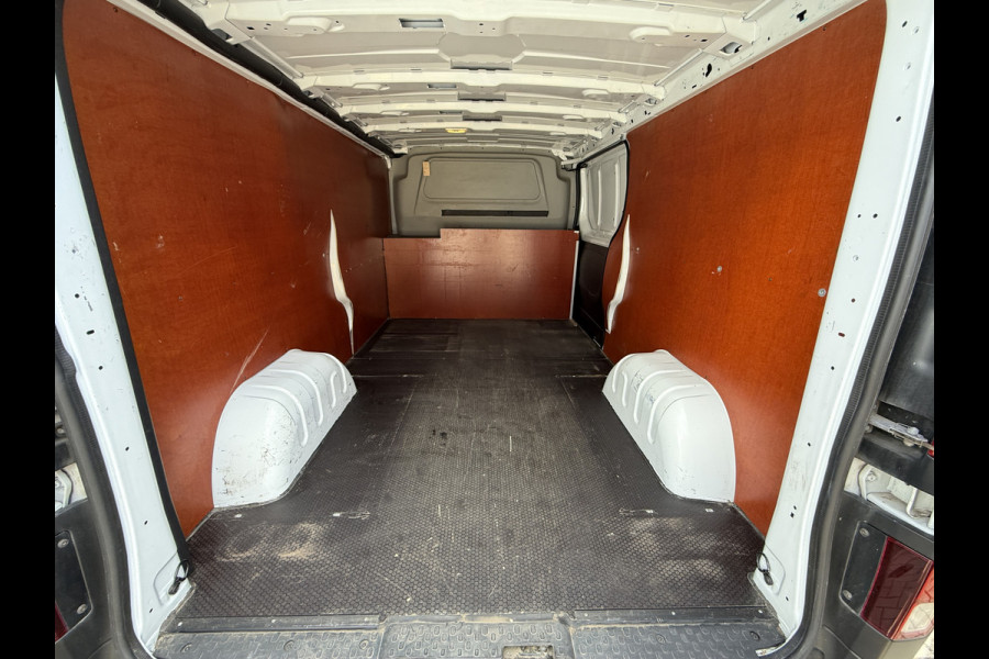 Renault Trafic 2.0 dCi 145PK EURO 6 T29 L2H1 Comfort AUTOMAAT/trekhaak/cruise control/ carplay