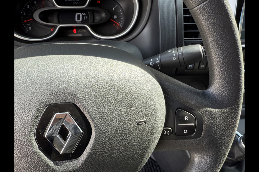 Renault Trafic 2.0 dCi 145PK EURO 6 T29 L2H1 Comfort AUTOMAAT/trekhaak/cruise control/ carplay