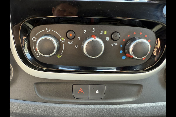 Renault Trafic 2.0 dCi 145PK EURO 6 T29 L2H1 Comfort AUTOMAAT/trekhaak/cruise control/ carplay